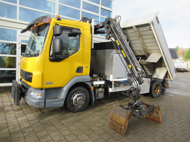 DAF LF45.160 EEV Kipper + HIAB 044 D-3 RF Kran Crane - Tipper, Crane truck: picture 2 DAF LF45.160 EEV Kipper + HIAB 044 D-3 RF Kran Crane - Tipper, Crane truck: picture 2