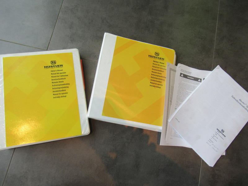 Garden mower Hustler SPORT 0-Turn Maaier / Mower for parts / Defect: picture 7 Garden mower Hustler SPORT 0-Turn Maaier / Mower for parts / Defect: picture 7