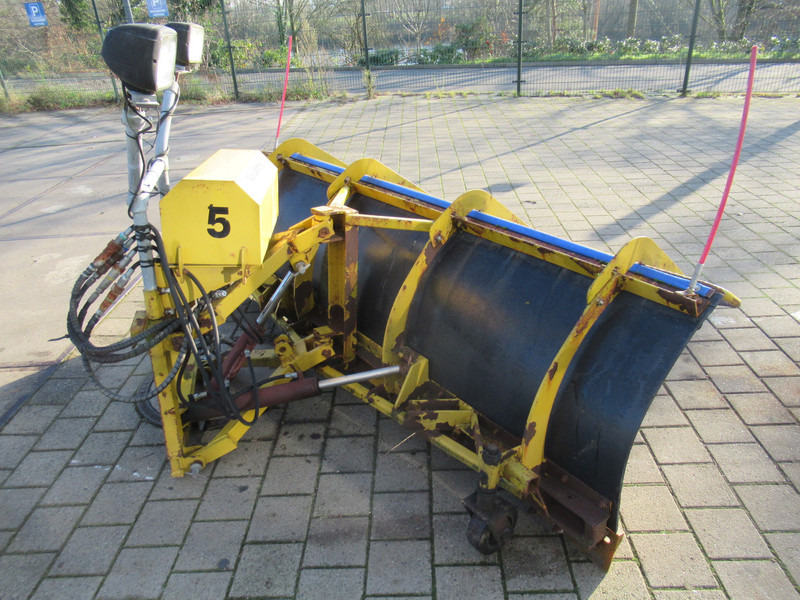 NIDO K240EPZ 24V 270CM Schneepflug - Snowplow - Sneeuwploeg - Snow removal vehicle: picture 2 NIDO K240EPZ 24V 270CM Schneepflug - Snowplow - Sneeuwploeg - Snow removal vehicle: picture 2