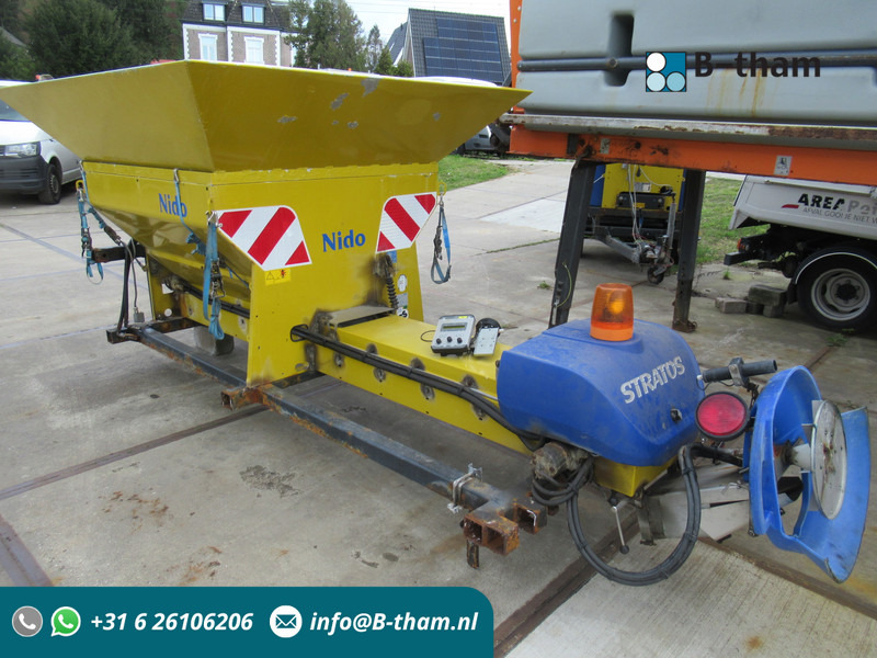NIDO Stratos B11K-27 VCX350 1,1 M3 + Extra HYDRO Salzstreuer / Saltspreader - Sand/ Salt spreader: picture 1 NIDO Stratos B11K-27 VCX350 1,1 M3 + Extra HYDRO Salzstreuer / Saltspreader - Sand/ Salt spreader: picture 1