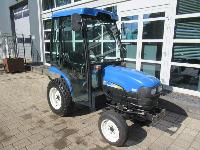 New Holland TC21D 4WD 4x4 Cabine Verwarming - Farm tractor: picture 5 New Holland TC21D 4WD 4x4 Cabine Verwarming - Farm tractor: picture 5