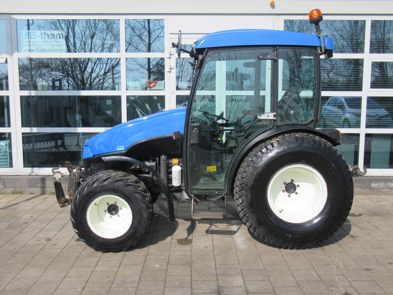 New Holland TCE 55 4WD Zuidberg Front Hef + PTO - Farm tractor: picture 2 New Holland TCE 55 4WD Zuidberg Front Hef + PTO - Farm tractor: picture 2