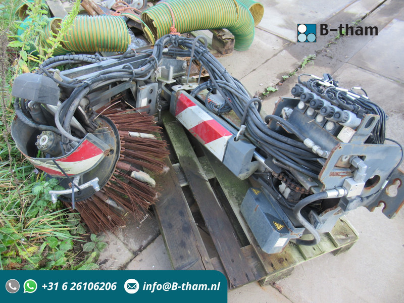 Schmidt CleanGo 3e Borstel arm - Road sweeper: picture 1 Schmidt CleanGo 3e Borstel arm - Road sweeper: picture 1