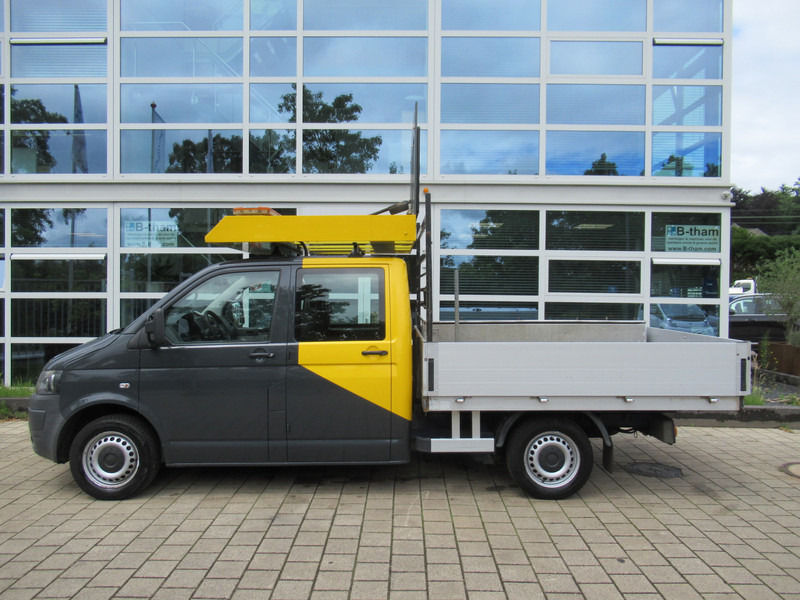 Volkswagen Transporter T5 2.0 TDI 75KW L2 DOKA dubbelcabine Kipper Actiebord - Tipper van, Combi van: picture 5 Volkswagen Transporter T5 2.0 TDI 75KW L2 DOKA dubbelcabine Kipper Actiebord - Tipper van, Combi van: picture 5