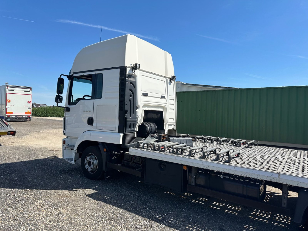 MAN 8.250 TGL*4x L1H1*XLX Kabine*VDI2700*TOP* - Autotransporter truck: picture 5 MAN 8.250 TGL*4x L1H1*XLX Kabine*VDI2700*TOP* - Autotransporter truck: picture 5