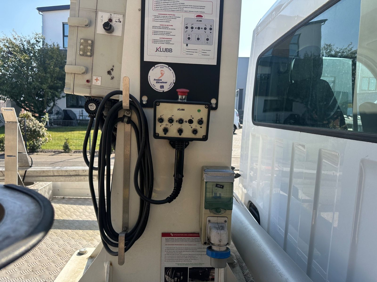 Truck mounted aerial platform, Commercial vehicle Renault Master III*Steiger 12m*orig.km*Topzustand* Renault Master III/Steiger 11,2m/orig.km*Topzustand*: picture 9