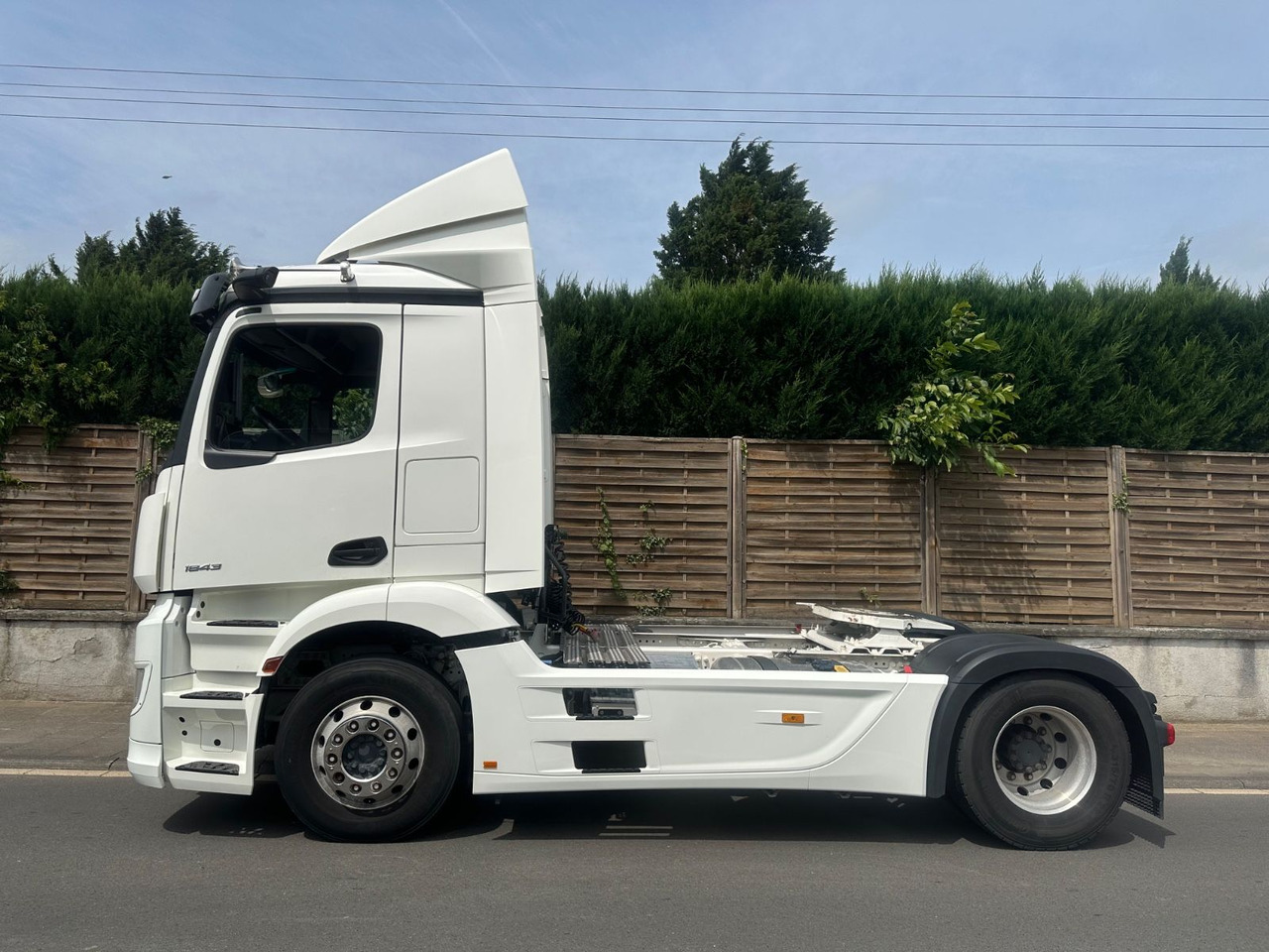 Mercedes-Benz Actros 5 1843/Mirror-Cams/Shzg/Achs-Waage - Tractor unit: picture 2 Mercedes-Benz Actros 5 1843/Mirror-Cams/Shzg/Achs-Waage - Tractor unit: picture 2