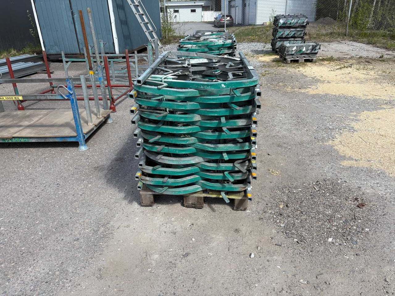 Gable roof railing 40pcs - Construction equipment: picture 2 Gable roof railing 40pcs - Construction equipment: picture 2