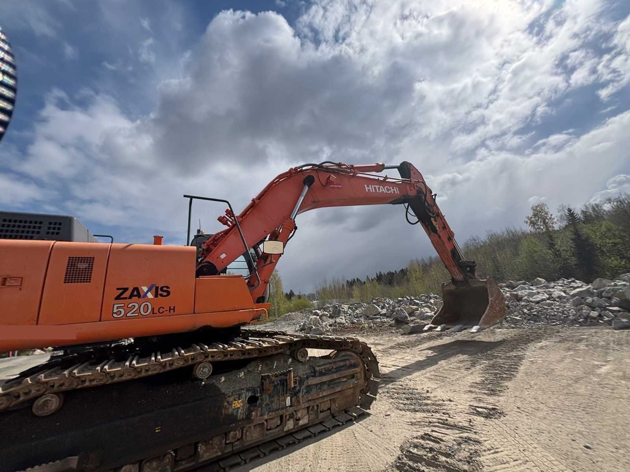 Hitachi Zaxis 520 LV-H crawler excavator - Crawler excavator: picture 2 Hitachi Zaxis 520 LV-H crawler excavator - Crawler excavator: picture 2