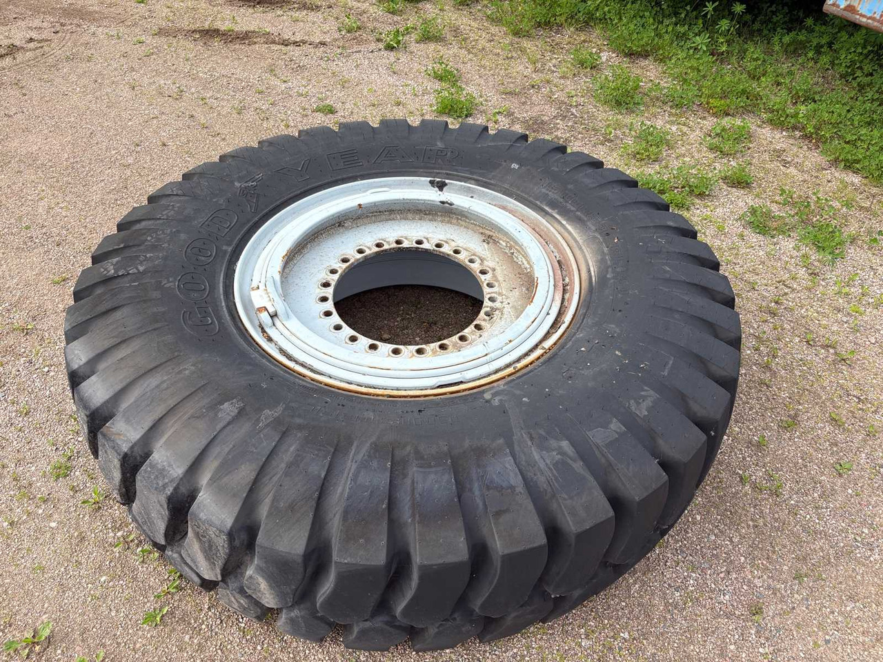 Tyre Goodyear 18.00 R33 1pc - Tire: picture 3 Tyre Goodyear 18.00 R33 1pc - Tire: picture 3