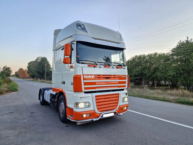 DAF XF 105.460 Manual - Terminal tractor: picture 3 DAF XF 105.460 Manual - Terminal tractor: picture 3