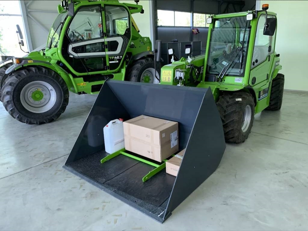 Merlo EW25.5-90 4WD - Telescopic handler: picture 4 Merlo EW25.5-90 4WD - Telescopic handler: picture 4