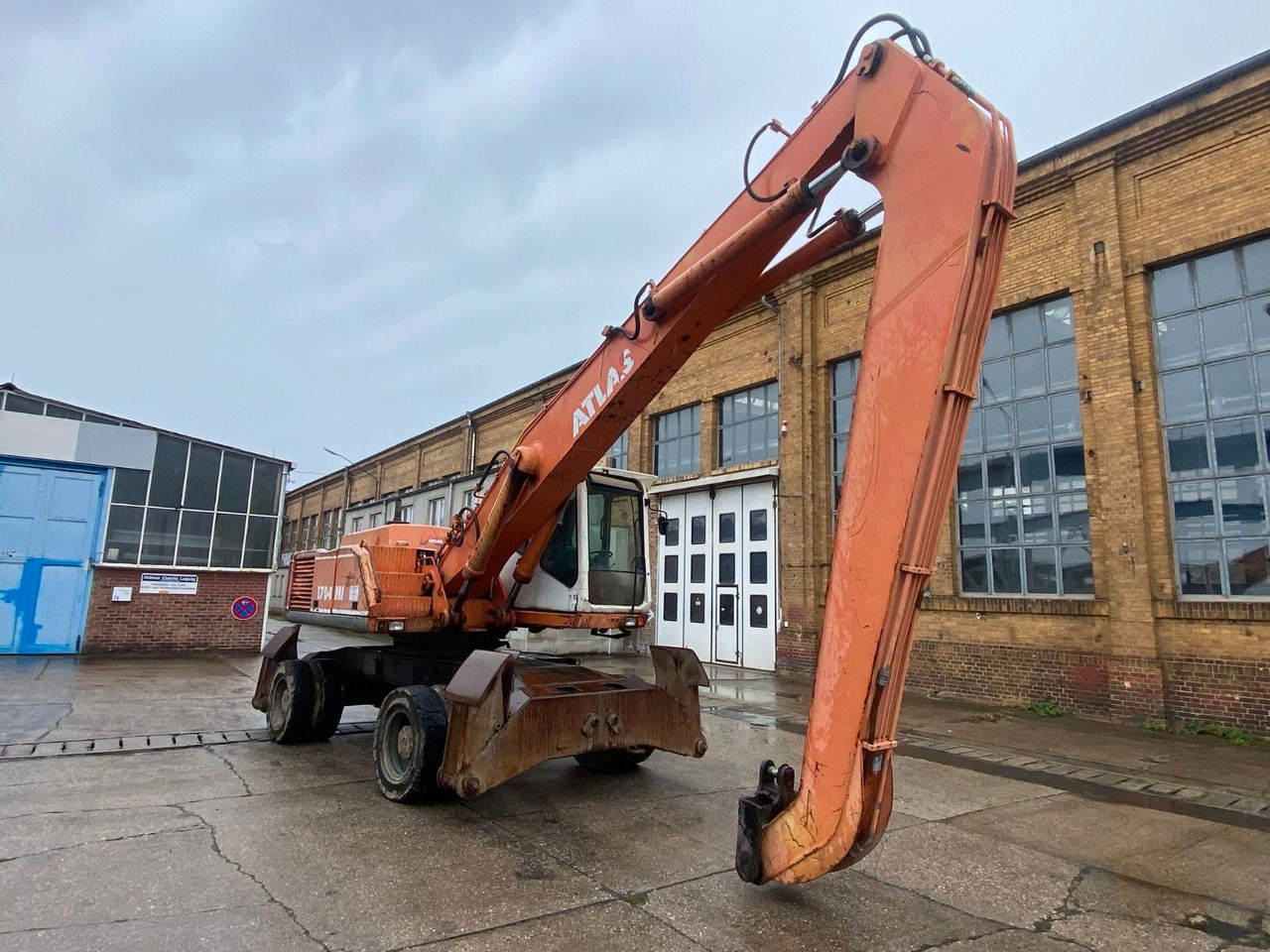 Atlas 1704 MI mit Greifer Umschlagbagger Lang - Wheel excavator: picture 3 Atlas 1704 MI mit Greifer Umschlagbagger Lang - Wheel excavator: picture 3