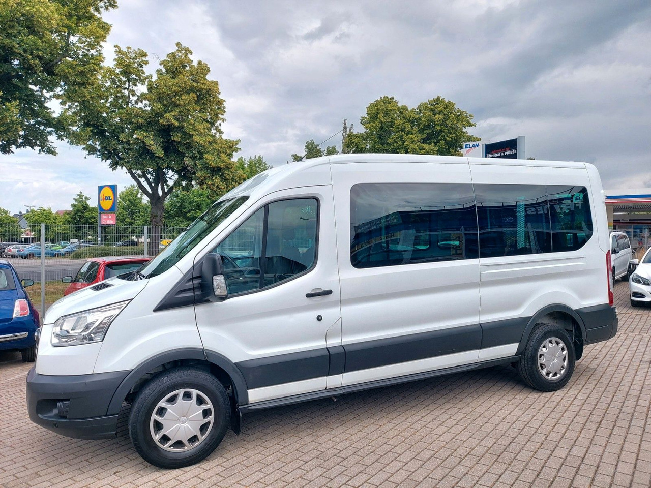 Passenger van Ford Transit Kombi 350 L3 hoch Trend Rollstuhl Lift: picture 8 Passenger van Ford Transit Kombi 350 L3 hoch Trend Rollstuhl Lift: picture 8