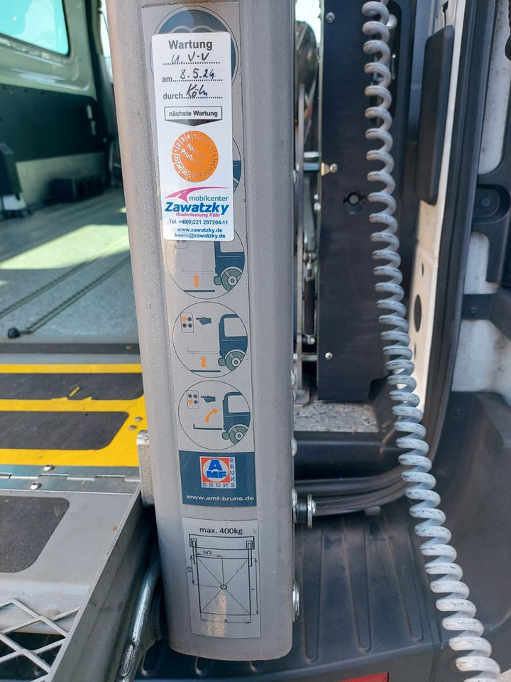 Passenger van Ford Transit Kombi 350 L3 hoch Trend Rollstuhl Lift: picture 23 Passenger van Ford Transit Kombi 350 L3 hoch Trend Rollstuhl Lift: picture 23