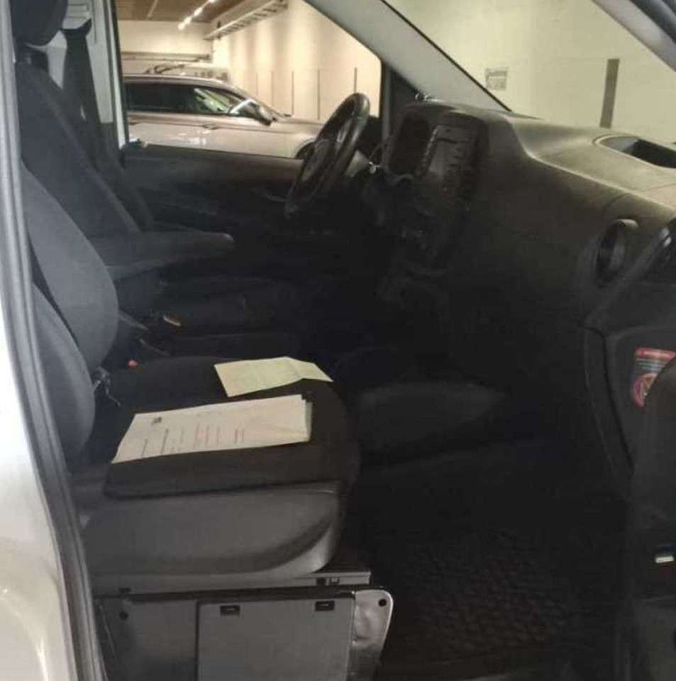 Mercedes-Benz Vito Mixto 119 CDI Lang AUTOMATIK KLIMA - Passenger van: picture 5 Mercedes-Benz Vito Mixto 119 CDI Lang AUTOMATIK KLIMA - Passenger van: picture 5