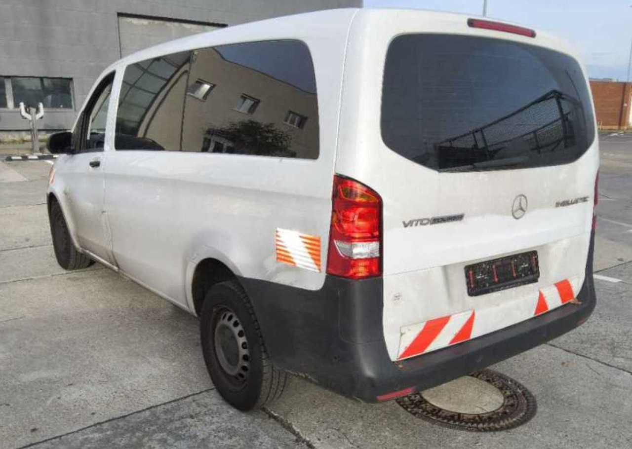 Mercedes-Benz Vito Tourer 114CDI Lang TOURER KLIMA 10 /26 TÜV - Passenger van: picture 3 Mercedes-Benz Vito Tourer 114CDI Lang TOURER KLIMA 10 /26 TÜV - Passenger van: picture 3
