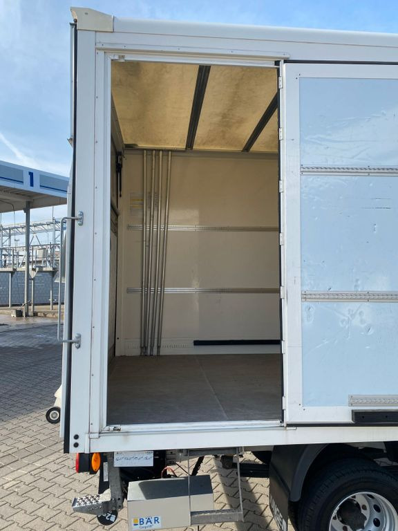 Volkswagen Crafter Pritsche Koffer 50 Lang Klima. LBW NAVI - Closed box van: picture 3 Volkswagen Crafter Pritsche Koffer 50 Lang Klima. LBW NAVI - Closed box van: picture 3
