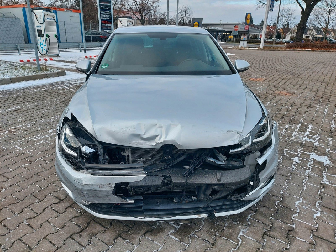 Volkswagen Golf VII Lim. Join LED ACC Radar Navi DAB - Sedan: picture 5 Volkswagen Golf VII Lim. Join LED ACC Radar Navi DAB - Sedan: picture 5