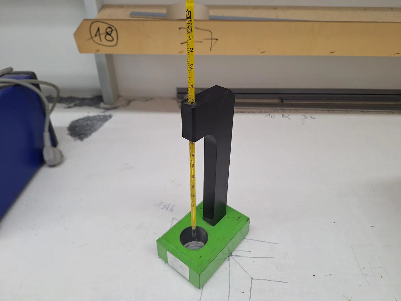 1 Stk. Isolationsblock - Tool/ Equipment: picture 1 1 Stk. Isolationsblock - Tool/ Equipment: picture 1