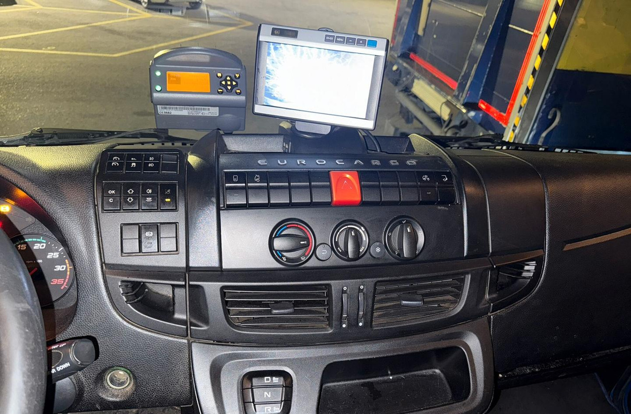 Iveco 140 E 25 P CENTINA E SPONDA EURO 6 - Curtainsider truck: picture 5 Iveco 140 E 25 P CENTINA E SPONDA EURO 6 - Curtainsider truck: picture 5