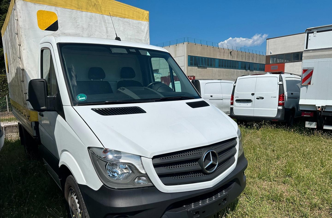 Mercedes Benz 211 centina euro 6 - Curtain side van: picture 2 Mercedes Benz 211 centina euro 6 - Curtain side van: picture 2