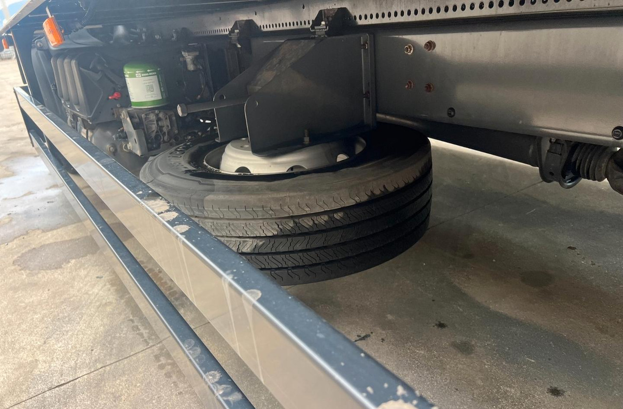 Box truck VOLVO FL 250 euro 6 sponda: picture 11