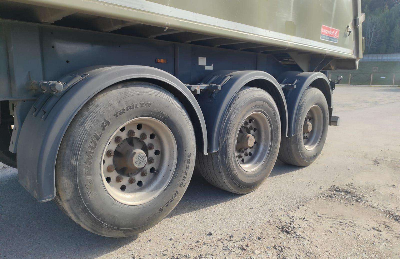 Langendorf SKA24/28 - Tipper semi-trailer: picture 5 Langendorf SKA24/28 - Tipper semi-trailer: picture 5