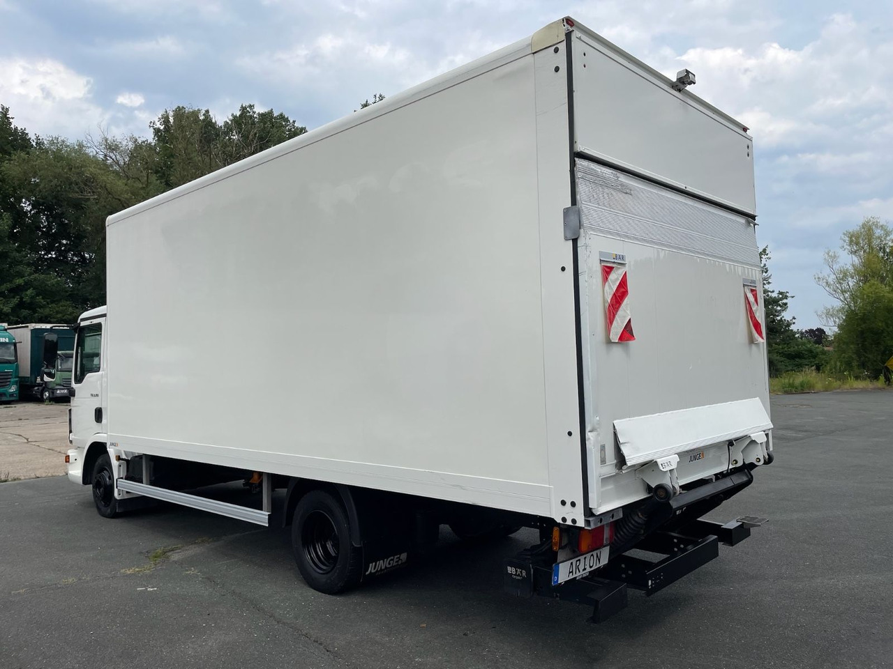 MAN TGL 8.190 4x2 BL Koffer/LBW/BÄR/AC/Kamera/EU6d - Closed box van: picture 4 MAN TGL 8.190 4x2 BL Koffer/LBW/BÄR/AC/Kamera/EU6d - Closed box van: picture 4
