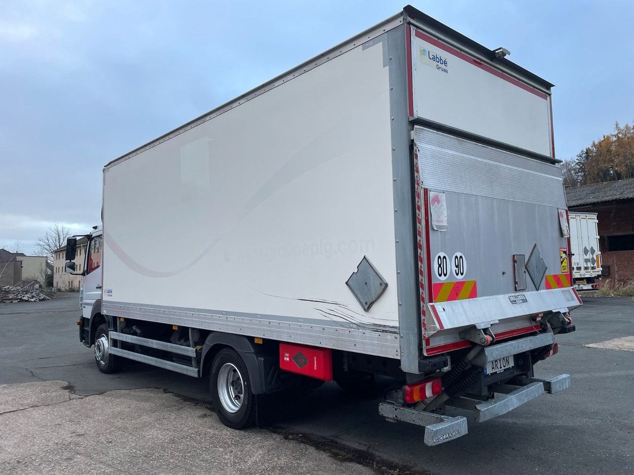 Mercedes-Benz Atego 1218 4x2 Koffer/FULL-ADR/EXIII/LBW/AC/EU6d - Box truck: picture 5 Mercedes-Benz Atego 1218 4x2 Koffer/FULL-ADR/EXIII/LBW/AC/EU6d - Box truck: picture 5