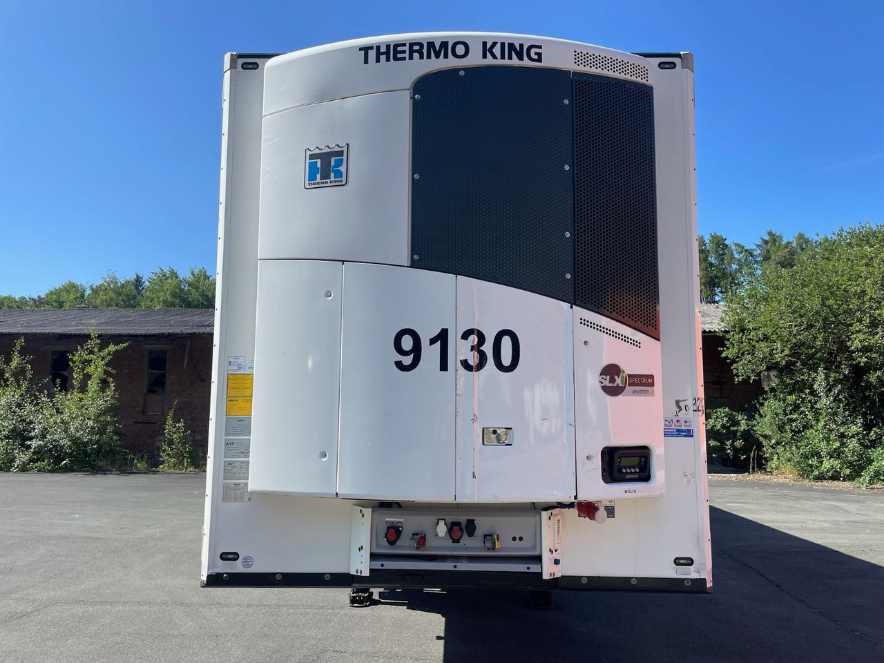 Schmitz Cargobull SCB*S3B /TÜV04-26 /2195h / Multi-Temp/13,4m - Closed box semi-trailer: picture 2 Schmitz Cargobull SCB*S3B /TÜV04-26 /2195h / Multi-Temp/13,4m - Closed box semi-trailer: picture 2