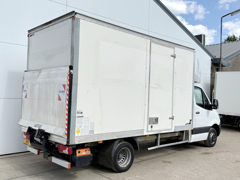 Mercedes-Benz Sprinter 514 2.2 CDI Laadklep Climate Control Cruise Control Bakwagen Meubelbak - Closed box van: picture 3 Mercedes-Benz Sprinter 514 2.2 CDI Laadklep Climate Control Cruise Control Bakwagen Meubelbak - Closed box van: picture 3