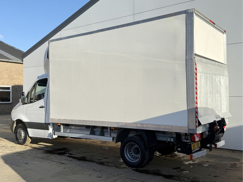Mercedes-Benz Sprinter 515 1.9 CDI Laadklep Automaat Dubbellucht Climate Control Cruise Control Koffer Bakwagen Meubelbak - Closed box van: picture 2 Mercedes-Benz Sprinter 515 1.9 CDI Laadklep Automaat Dubbellucht Climate Control Cruise Control Koffer Bakwagen Meubelbak - Closed box van: picture 2
