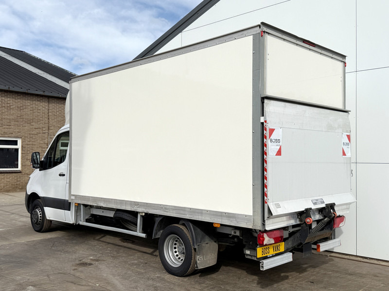 Mercedes-Benz Sprinter 515 2.2 CDI Automaat Laadklep Dubbellucht Climate Control Cruise Control - Closed box van: picture 2 Mercedes-Benz Sprinter 515 2.2 CDI Automaat Laadklep Dubbellucht Climate Control Cruise Control - Closed box van: picture 2