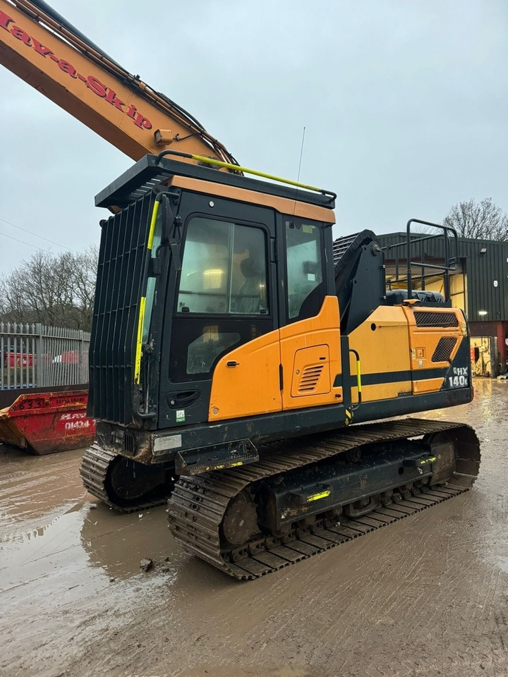 Crawler excavator Hyundai HX140L: picture 23