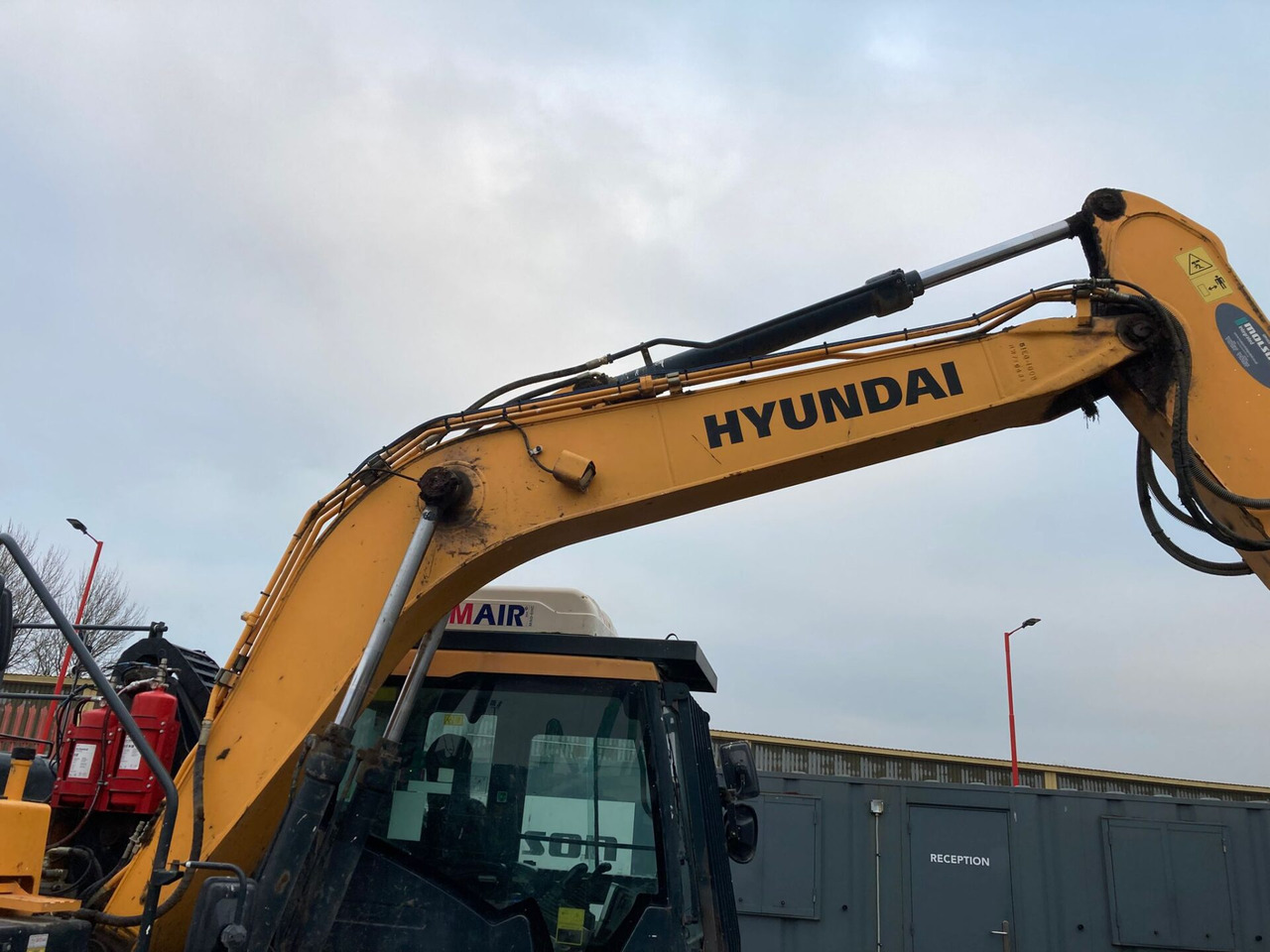 Crawler excavator Hyundai HX140L HRC: picture 17