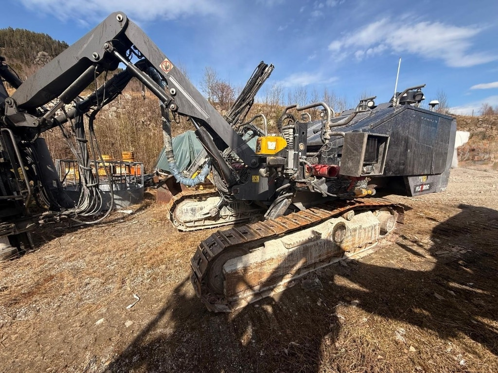 Atlas Copco FLEXIROC T35R-01 - Drilling rig: picture 2 Atlas Copco FLEXIROC T35R-01 - Drilling rig: picture 2