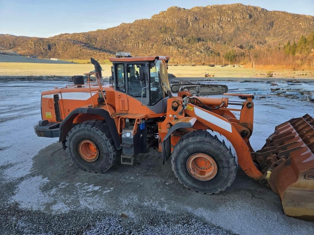 Doosan DL 450-5 - Wheel loader: picture 3 Doosan DL 450-5 - Wheel loader: picture 3