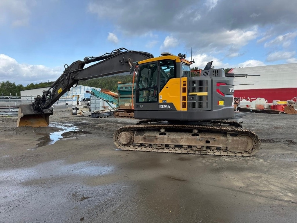 Volvo ECR 235 E - Crawler excavator: picture 5 Volvo ECR 235 E - Crawler excavator: picture 5