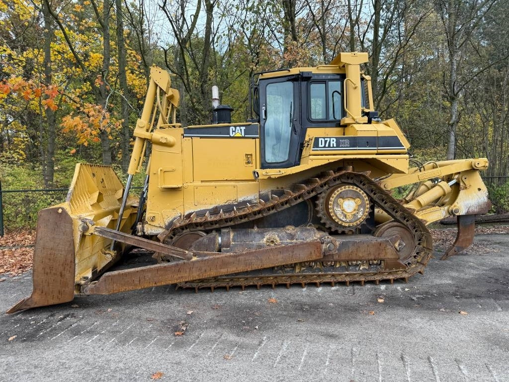 CAT D7R XR CE / LOW HOURS / TOP CONDITION - Bulldozer: picture 2 CAT D7R XR CE / LOW HOURS / TOP CONDITION - Bulldozer: picture 2