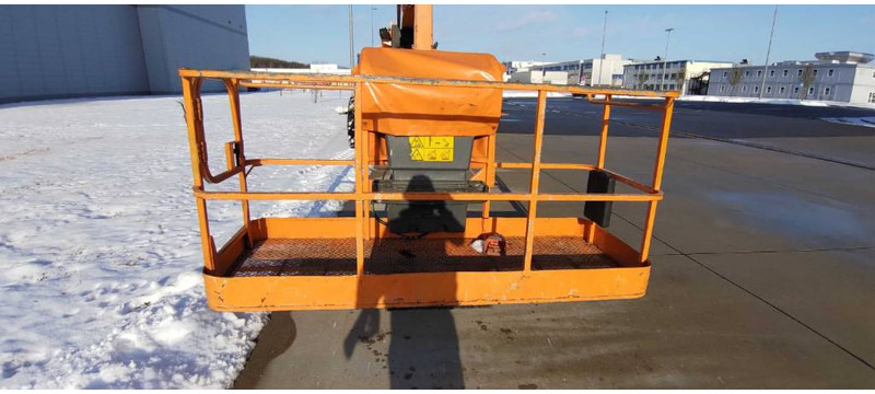 JLG 1350 AJP - Articulated boom: picture 4 JLG 1350 AJP - Articulated boom: picture 4