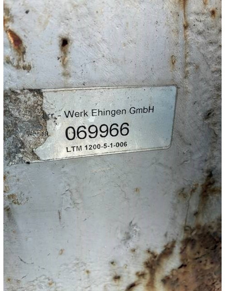 Liebherr Ballastplatten / Counterweight plates LTM 1200-5.1 - Truck mounted crane for Construction machinery: picture 3 Liebherr Ballastplatten / Counterweight plates LTM 1200-5.1 - Truck mounted crane for Construction machinery: picture 3