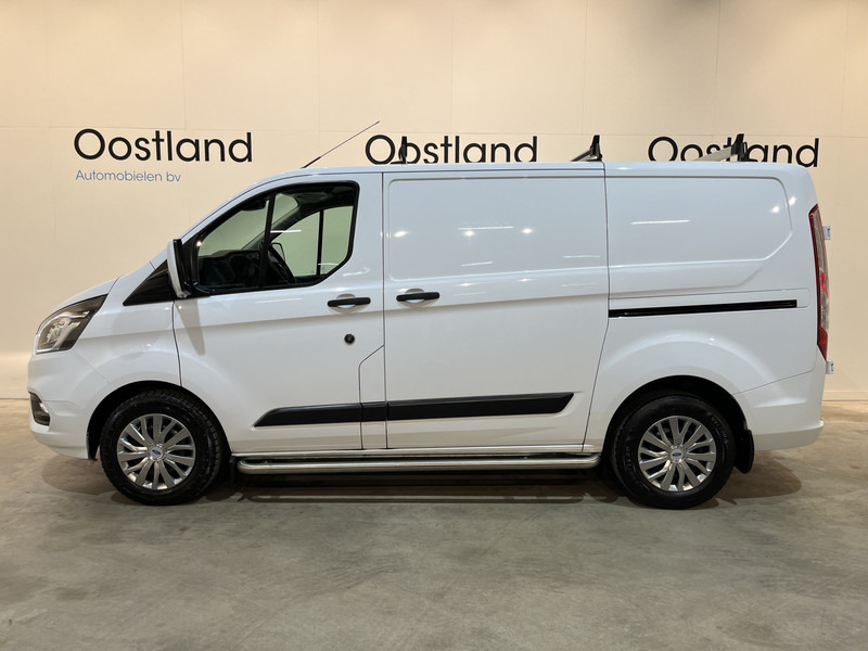 Ford Transit Custom 340 2.0 TDCI L1H1 Trend 130 PK Servicebus / Sortimo Inrichting / Euro 6 / Schuifdeur L + R / 220V. / Airco / Cruise Control / PDC / CarPlay / Trekhaak / Navigatie / - Small van: picture 4 Ford Transit Custom 340 2.0 TDCI L1H1 Trend 130 PK Servicebus / Sortimo Inrichting / Euro 6 / Schuifdeur L + R / 220V. / Airco / Cruise Control / PDC / CarPlay / Trekhaak / Navigatie / - Small van: picture 4