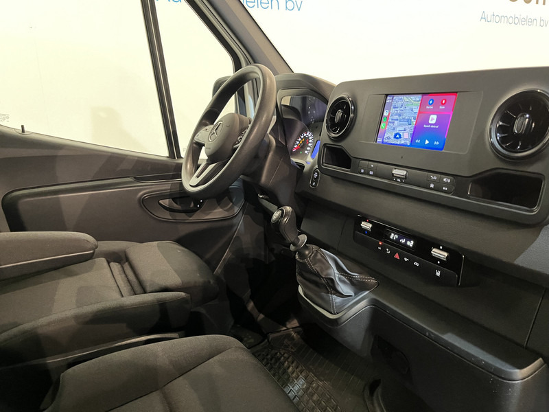 Mercedes-Benz Sprinter 315 CDI L3 RWD Open Laadbak / Euro 6 / Airco / MBUX / CarPlay / Navigatie / 3-Zits / 75.200 KM !! / BPM VRIJ !! - Open body delivery van: picture 3 Mercedes-Benz Sprinter 315 CDI L3 RWD Open Laadbak / Euro 6 / Airco / MBUX / CarPlay / Navigatie / 3-Zits / 75.200 KM !! / BPM VRIJ !! - Open body delivery van: picture 3