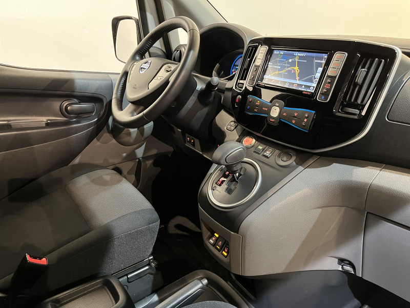 Nissan E-NV200 Business 40 kWh / 100% elektrisch !! / Airco / Cruise Control / Camera / Navigatie / 9.800 KM !! / BPM VRIJ !! - Small van, Electric van: picture 3 Nissan E-NV200 Business 40 kWh / 100% elektrisch !! / Airco / Cruise Control / Camera / Navigatie / 9.800 KM !! / BPM VRIJ !! - Small van, Electric van: picture 3