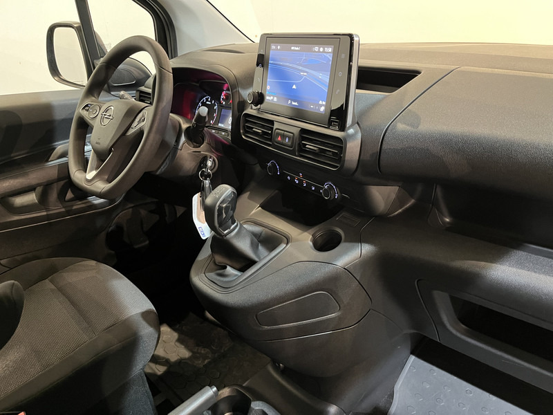 Opel Combo 1.5D L2H1 Edition / Euro 6 / Airco / Cruise Control / CarPlay / PDC / Navigatie / 45.200 KM !! / BPM VRIJ !! - Small van: picture 3 Opel Combo 1.5D L2H1 Edition / Euro 6 / Airco / Cruise Control / CarPlay / PDC / Navigatie / 45.200 KM !! / BPM VRIJ !! - Small van: picture 3
