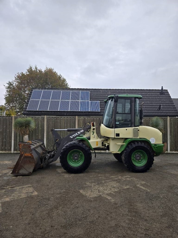 Volvo L 30 B - Wheel loader: picture 4 Volvo L 30 B - Wheel loader: picture 4