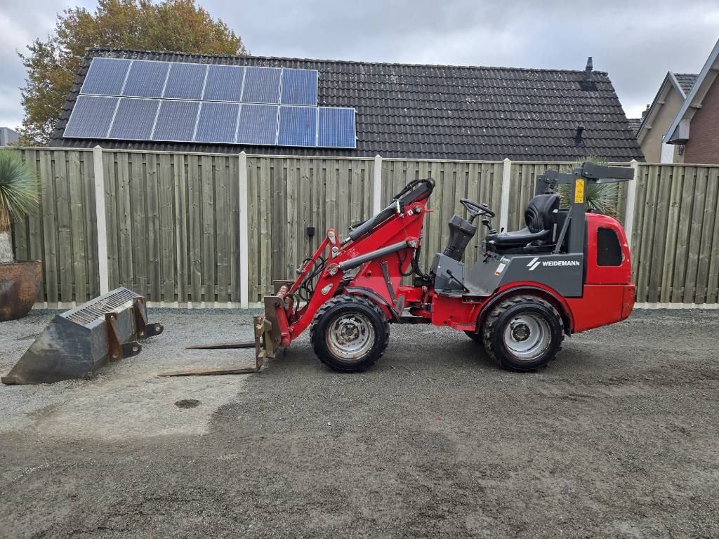 Weidemann 1240 - Compact loader: picture 1 Weidemann 1240 - Compact loader: picture 1