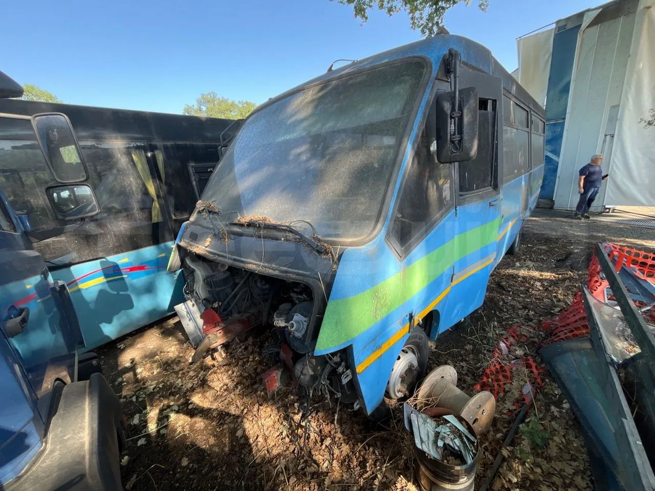 Bundle di 4 mezzi Iveco - Cacciamali Man - 10.180 HOCL Man - Neoplan Neoplan - N4011 - City bus: picture 1 Bundle di 4 mezzi Iveco - Cacciamali Man - 10.180 HOCL Man - Neoplan Neoplan - N4011 - City bus: picture 1