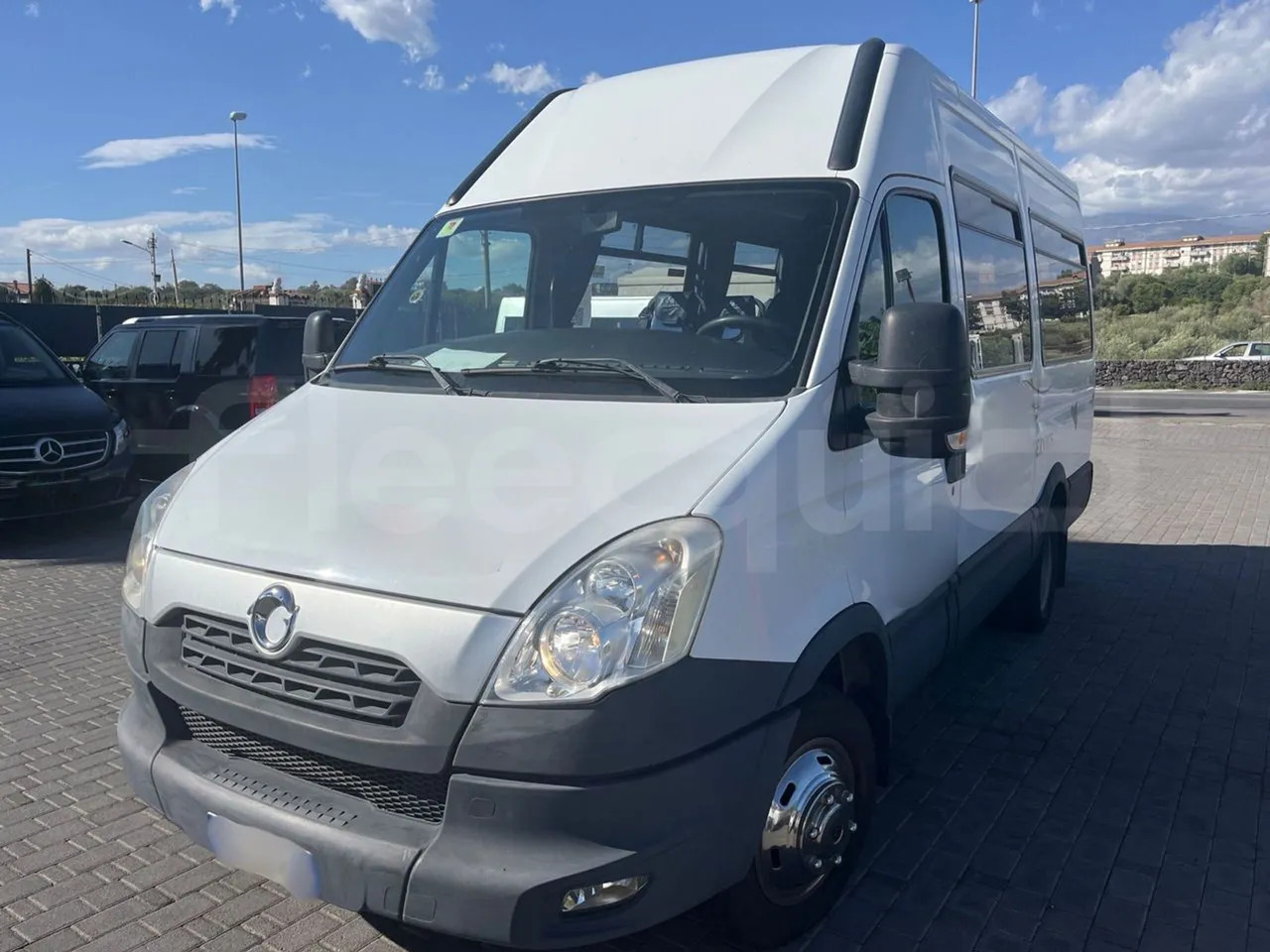 Iveco Daily - Minibus, Passenger van: picture 4 Iveco Daily - Minibus, Passenger van: picture 4